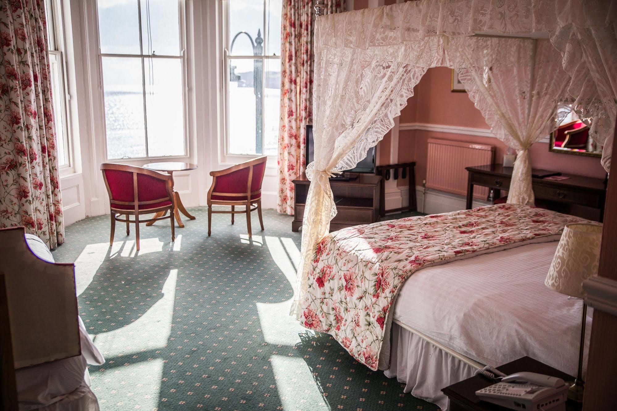 The Queens Hotel Penzance Bagian luar foto